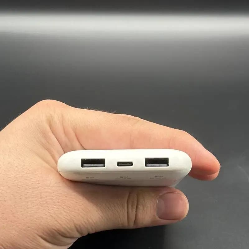 Portable Power Bank - Compact 10000mAh Fast Charging Multi-Device Charger - 3 Ports