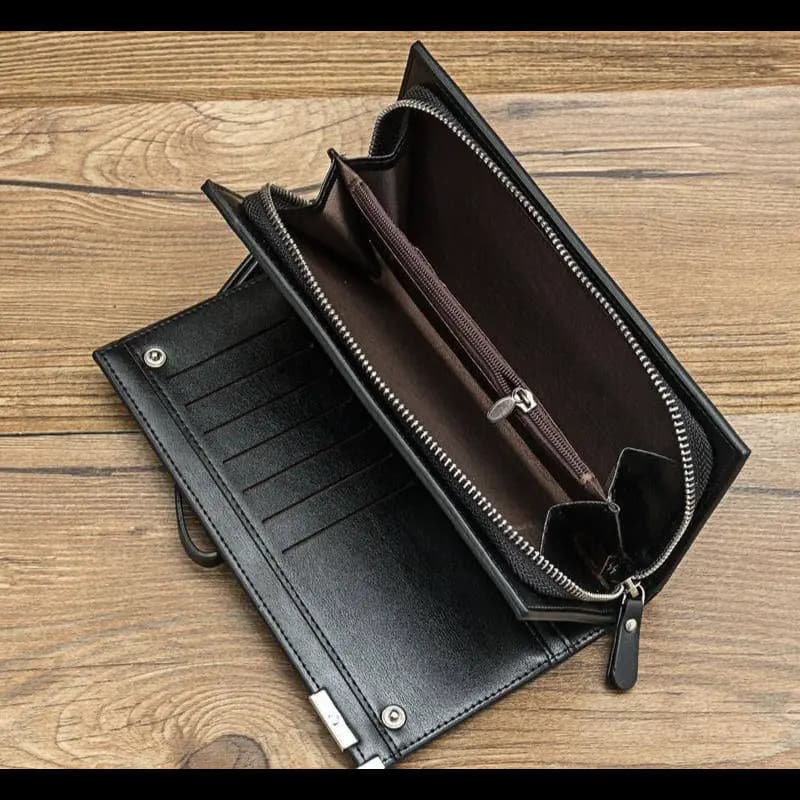 Women spacious leather wallet